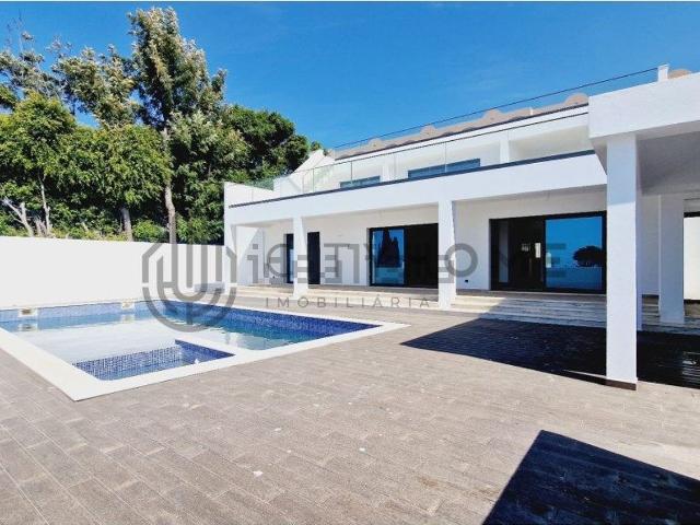Casa venda em Galé, Albufeira