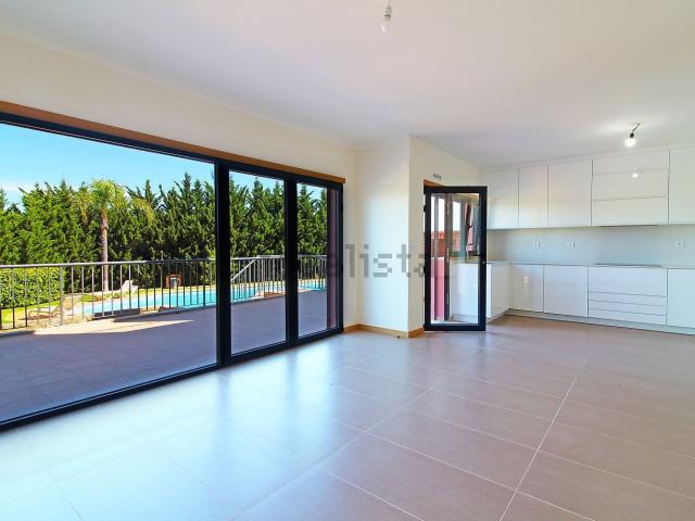 Casa venda em Cortelhas, Albufeira