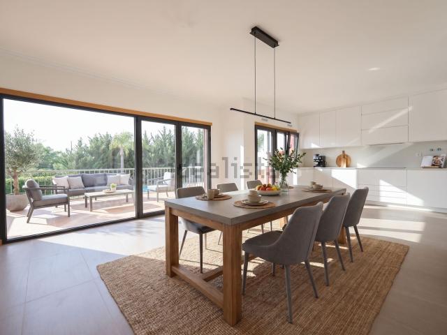 Casa venda em Cortelhas, Albufeira