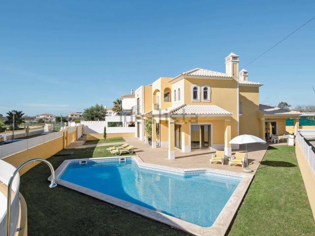 Casa alugar em Guia, Albufeira