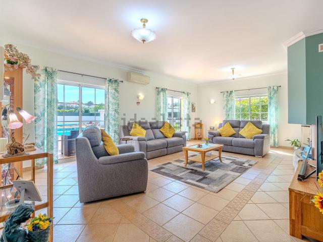 Casa venda em Tavagueira, Albufeira