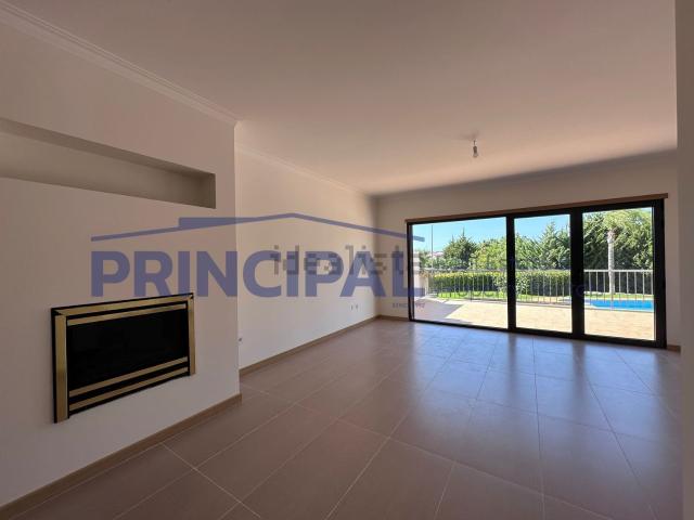 Casa venda em Cortelhas, Albufeira