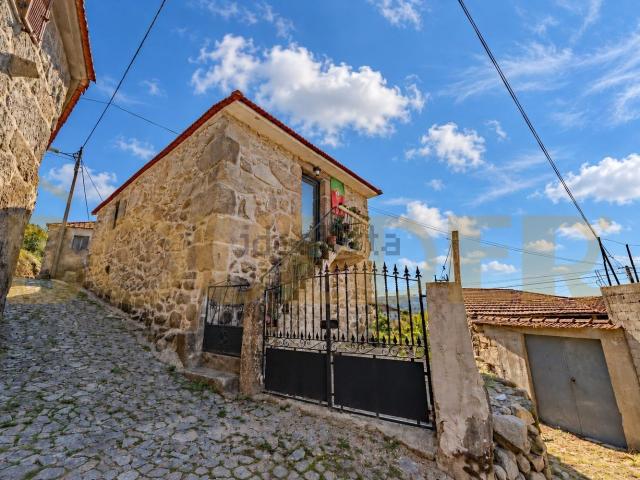 Casa venda em Guilhofrei, Vieira do Minho