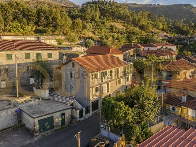 Casa venda em Parada Do Bouro, Braga