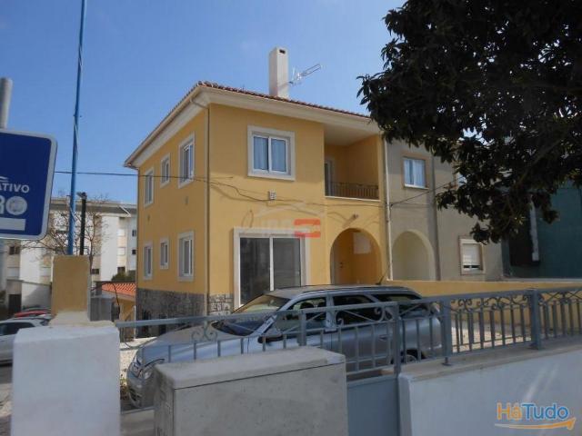 Casa venda em Ourém, Santarém