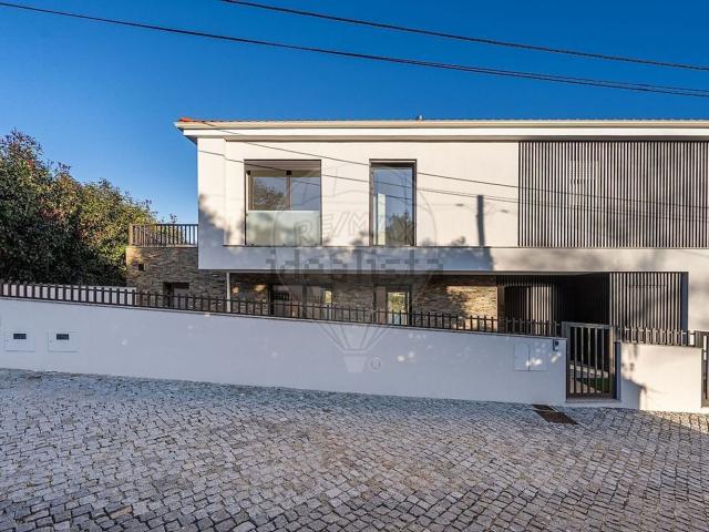 Casa venda em Felgueiras, Idães