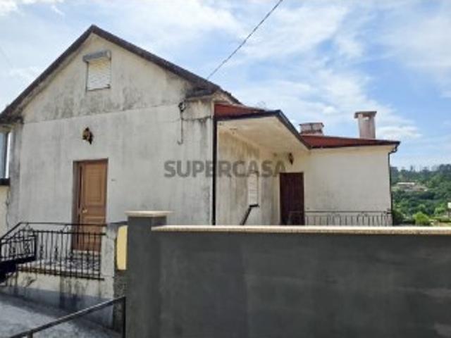 Casa venda em Parada Do Bouro, Braga