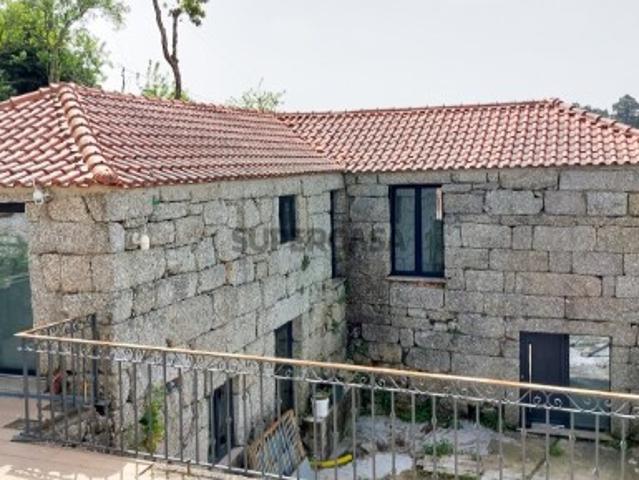 Casa venda em Parada Do Bouro, Braga