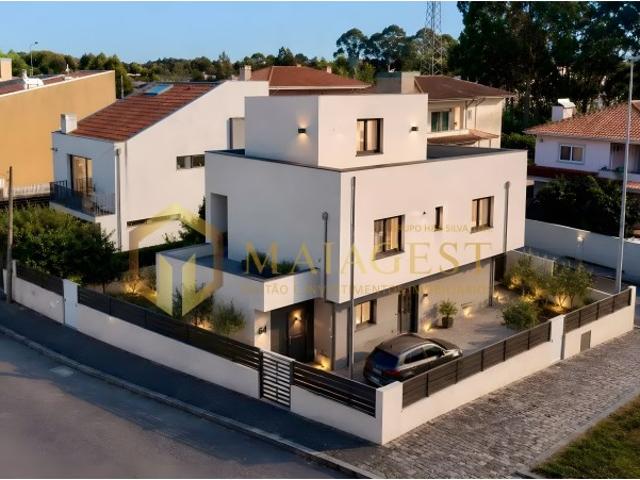 Casa venda em Vila Nova De Gaia, Porto