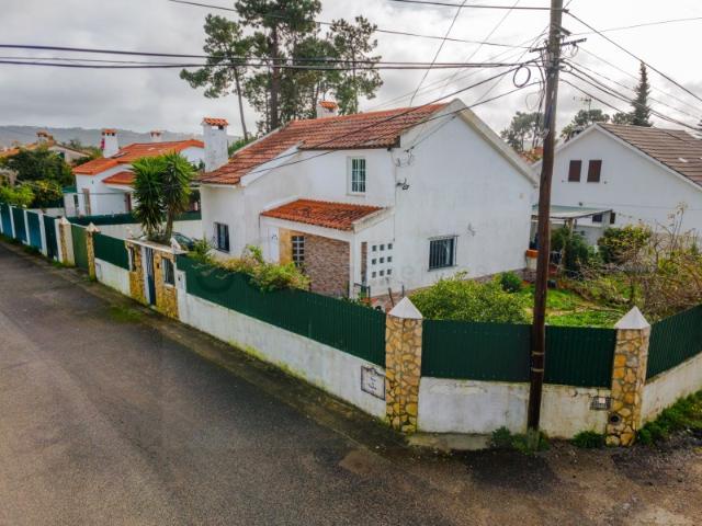 Casa venda em Azeitão (São Lourenço e São Simão), Setúbal