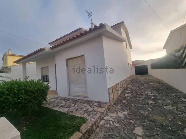 Casa alugar em Santa Maria, São Pedro e Matacães, Torres Vedras