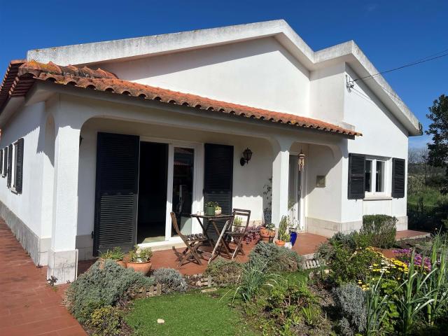 Vivenda venda em Olho Marinho, Óbidos
