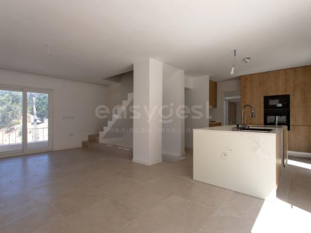Casa venda em Sarge, Torres Vedras