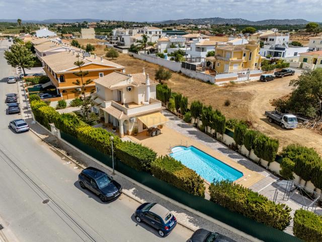 Casa venda em Alvaledes, Faro