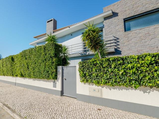 Vivenda venda em Azeitão (São Lourenço e São Simão), Setúbal