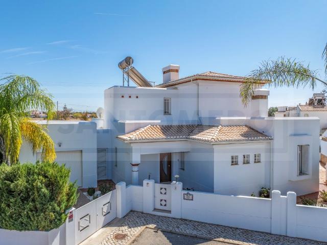 Vivenda venda em Guia, Albufeira