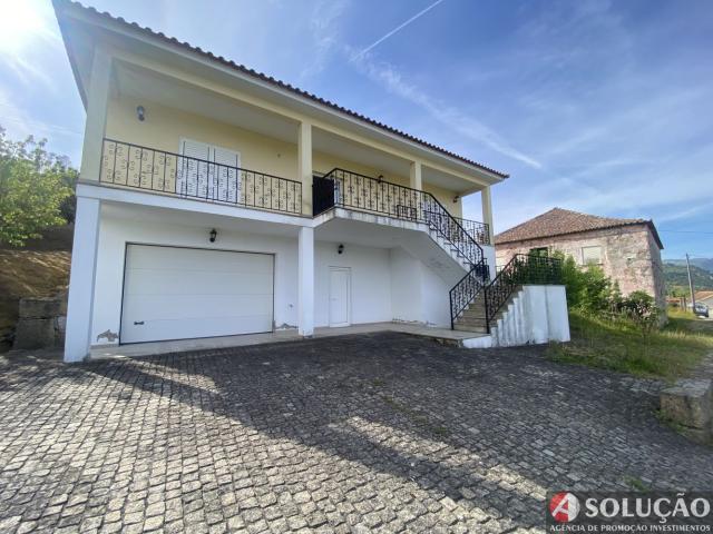 Casa venda em Resende, Barrô