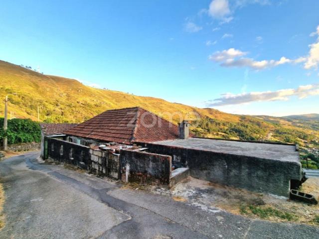 Casa venda em Covelo do Gerês, Covelo Do Gerez