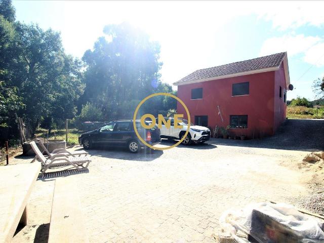 Casa venda em Souto Rebordões, Rebordões (Souto)