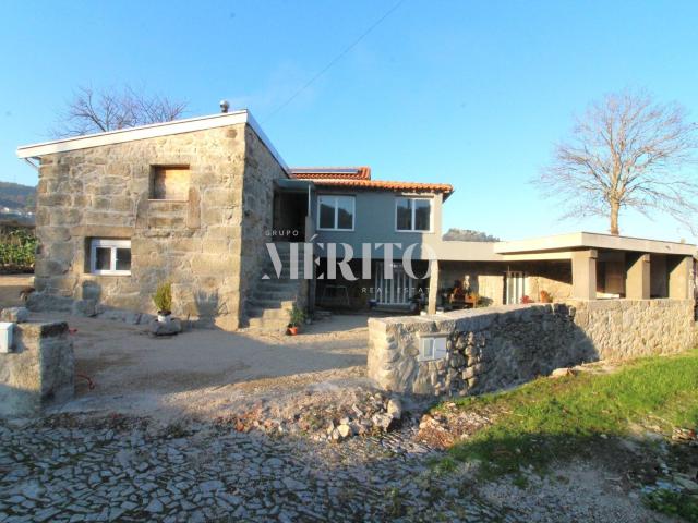 Casa venda em Lanhoso, Portela