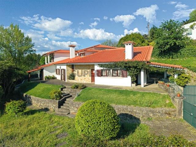 Casa venda em Nogueiró e Tenões, Braga
