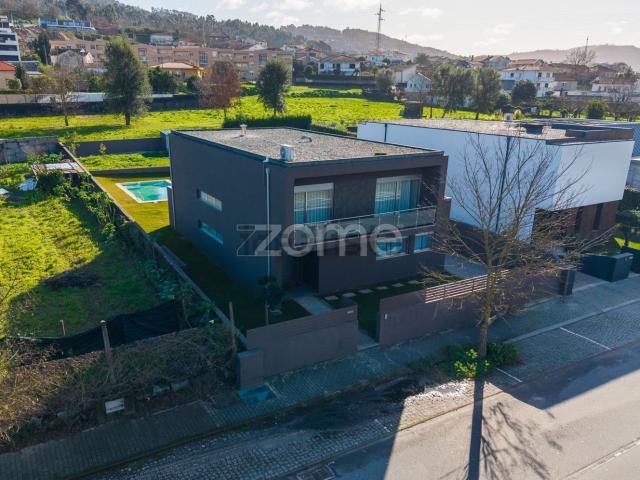 Casa venda em Infias, Vizela