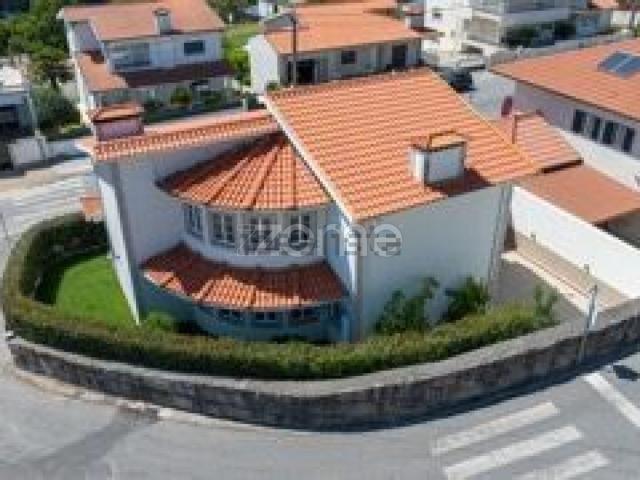 Casa venda em Infias, Vizela