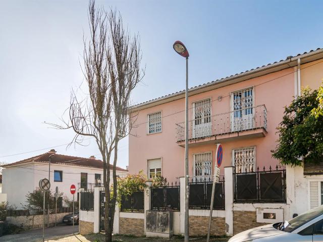 Vivenda venda em Bairro de Santa Cruz de Benfica, Lisboa