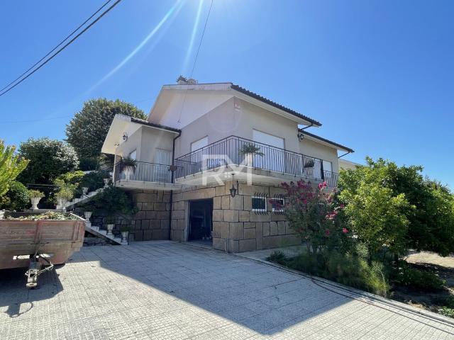 Casa venda em Toutosa, Porto