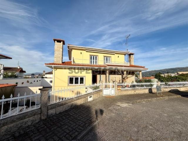 Casa venda em Chaves, Vila Real