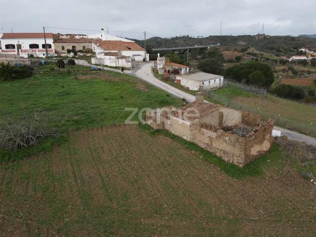 Quinta venda em São Bartolomeu De Messines, Faro