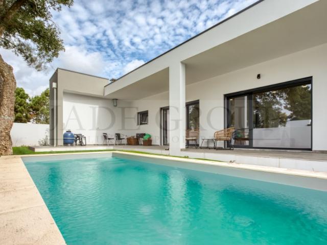 Casa venda em Azeitão (São Lourenço e São Simão), Setúbal