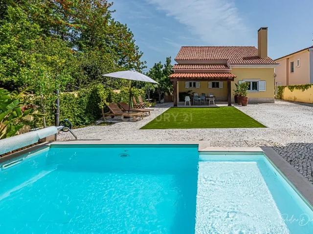 Casa venda em Azeitão (São Lourenço e São Simão), Setúbal