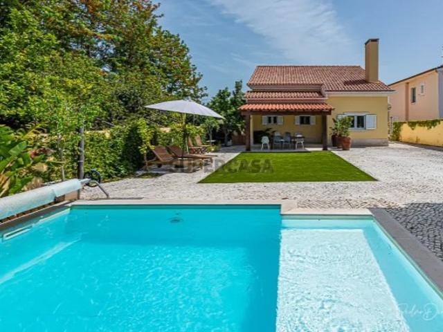 Casa venda em Azeitão (São Lourenço e São Simão), Setúbal