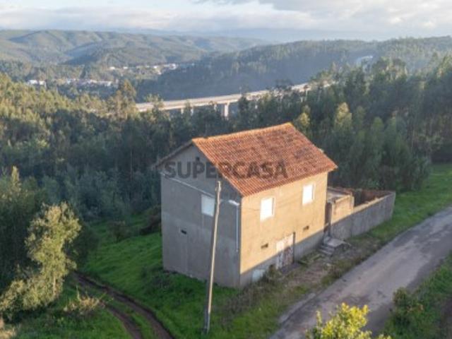 Casa venda em Coimbrã, Almalaguês