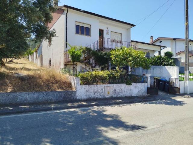 Casa venda em Coimbrã, Torre De Vilela