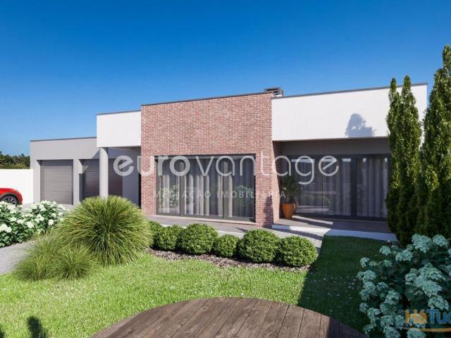 Casa venda em Marinha Grande, Leiria