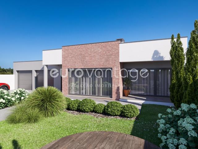 Casa venda em Marinha Grande, Leiria