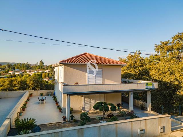 Casa venda em Santiago de Subarrifana, Marecos