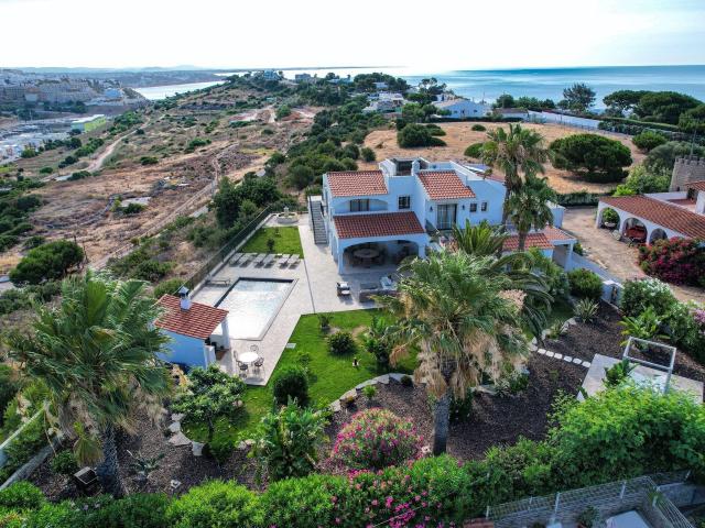Vivenda venda em Albufeira e Olhos de Água, Albufeira