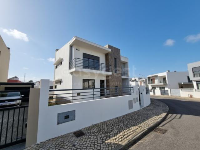 Casa venda em Quinta do Americano, Almada