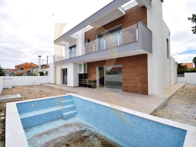 Vivenda venda em Azeitão (São Lourenço e São Simão), Setúbal