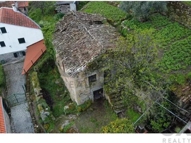 Casa venda em Mizarela