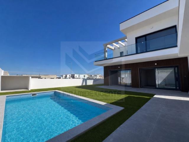 Casa venda em Azeitão (São Lourenço e São Simão), Setúbal