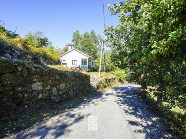 Casa venda em São João do Monte e Mosteirinho, Tondela