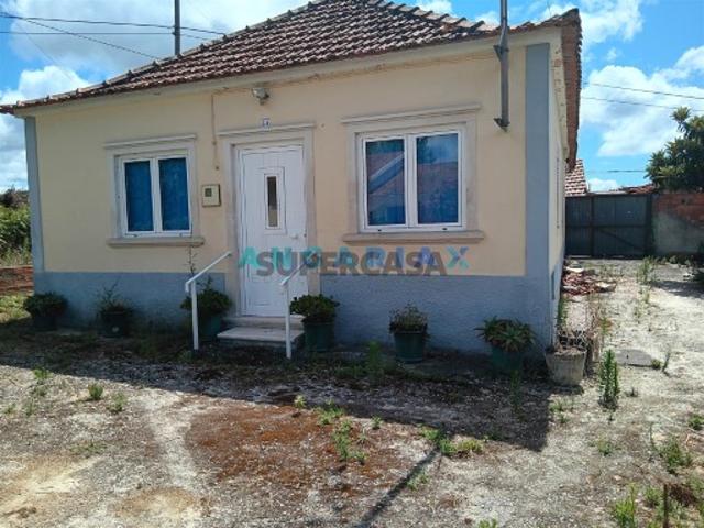 Casa venda em Porto De Mós, Leiria