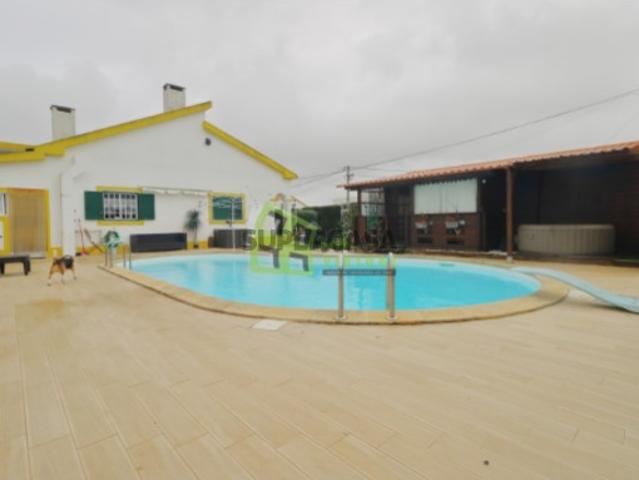 Casa venda em Azeitão (São Lourenço e São Simão), Setúbal