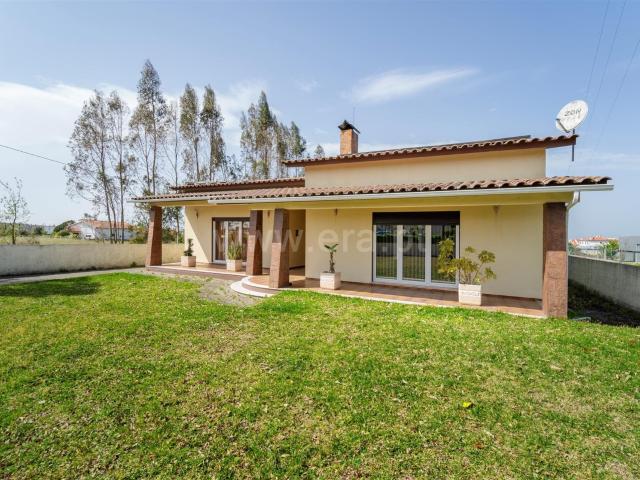 Vivenda venda em Marinha Grande, Leiria
