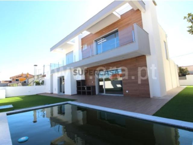 Casa venda em Azeitão (São Lourenço e São Simão), Setúbal