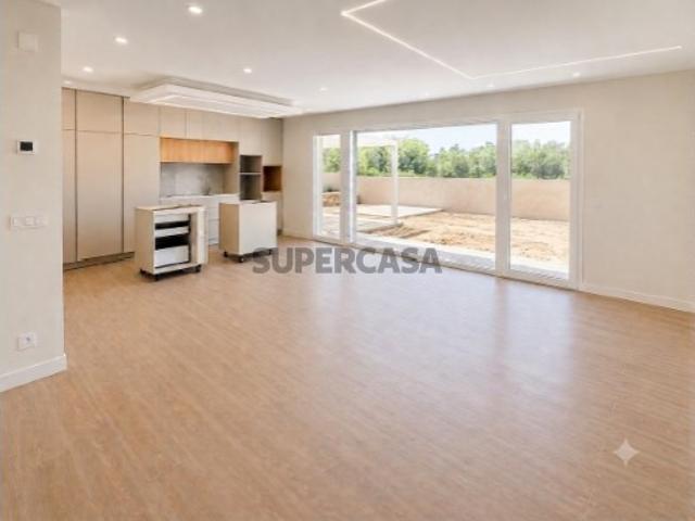 Casa venda em Azeitão (São Lourenço e São Simão), Setúbal